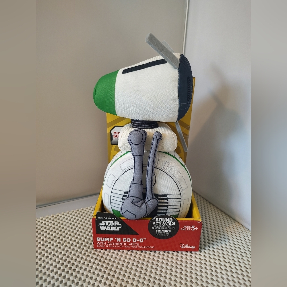 Disney Star Wars Bump 'N Go Action Plush D-O NWT Sound Activated NWT